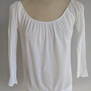 Old Navy paperweight thin white top